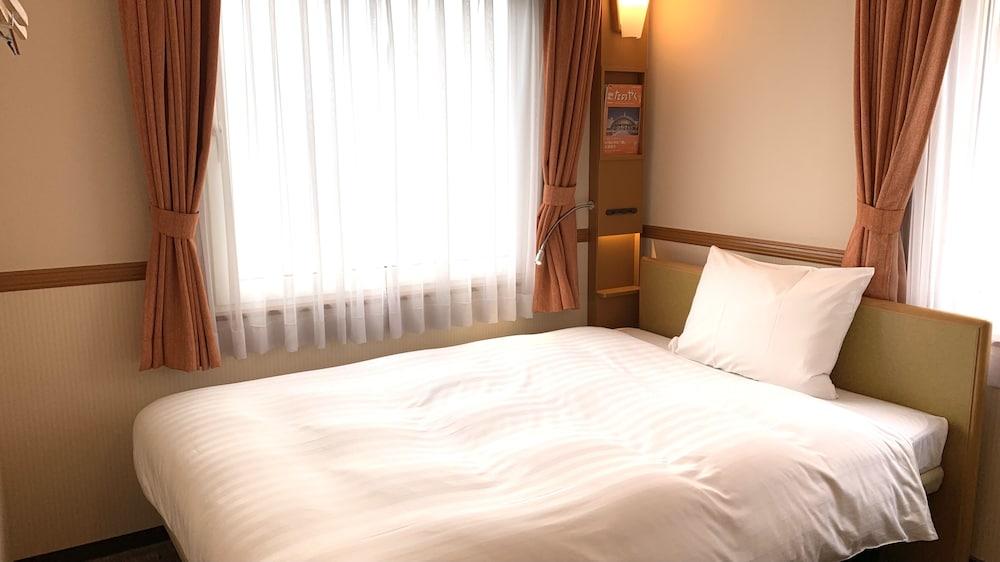 Toyoko Nihombashi Mitsukoshi Mae A4 Hotel Tōkyō